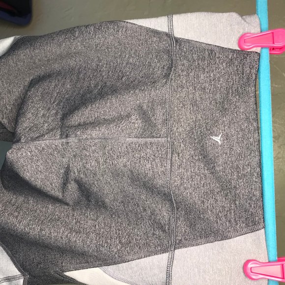 Old Navy 7/8 length go dry color block leggings M - Picture 6 of 7